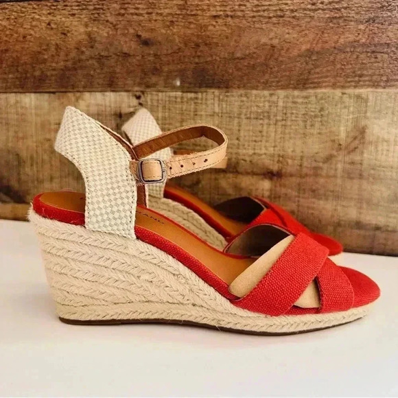 NWOT Lucky Brand Maeylee Espadrille Wedge Sandals - Picture 2 of 9